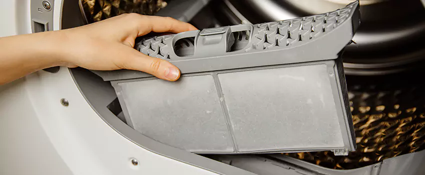 Signs Of A Clogged Dryer Lint Trap in Meadowbrook, Virginia